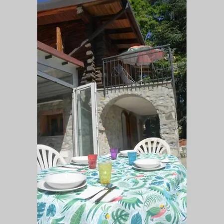 La Casa Del Cedro Tra Mare E Monti * Leivi